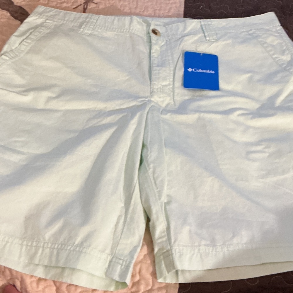 Columbia Mint Green Casual Shorts